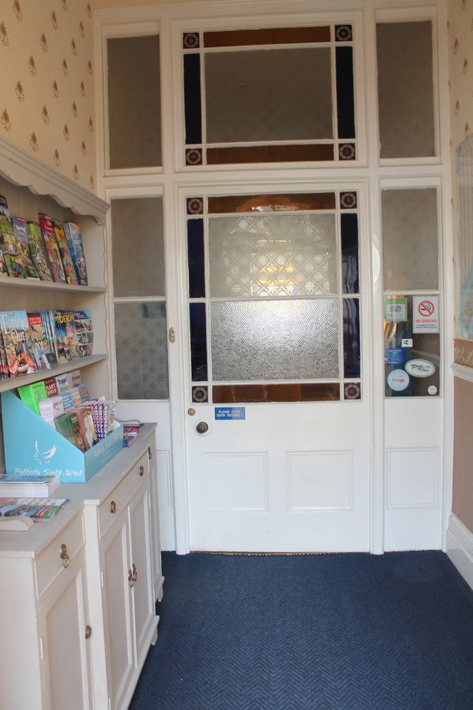 Maison d'hôtes Heathcliff House Exclusively For Adults Free Large Carpark 4*