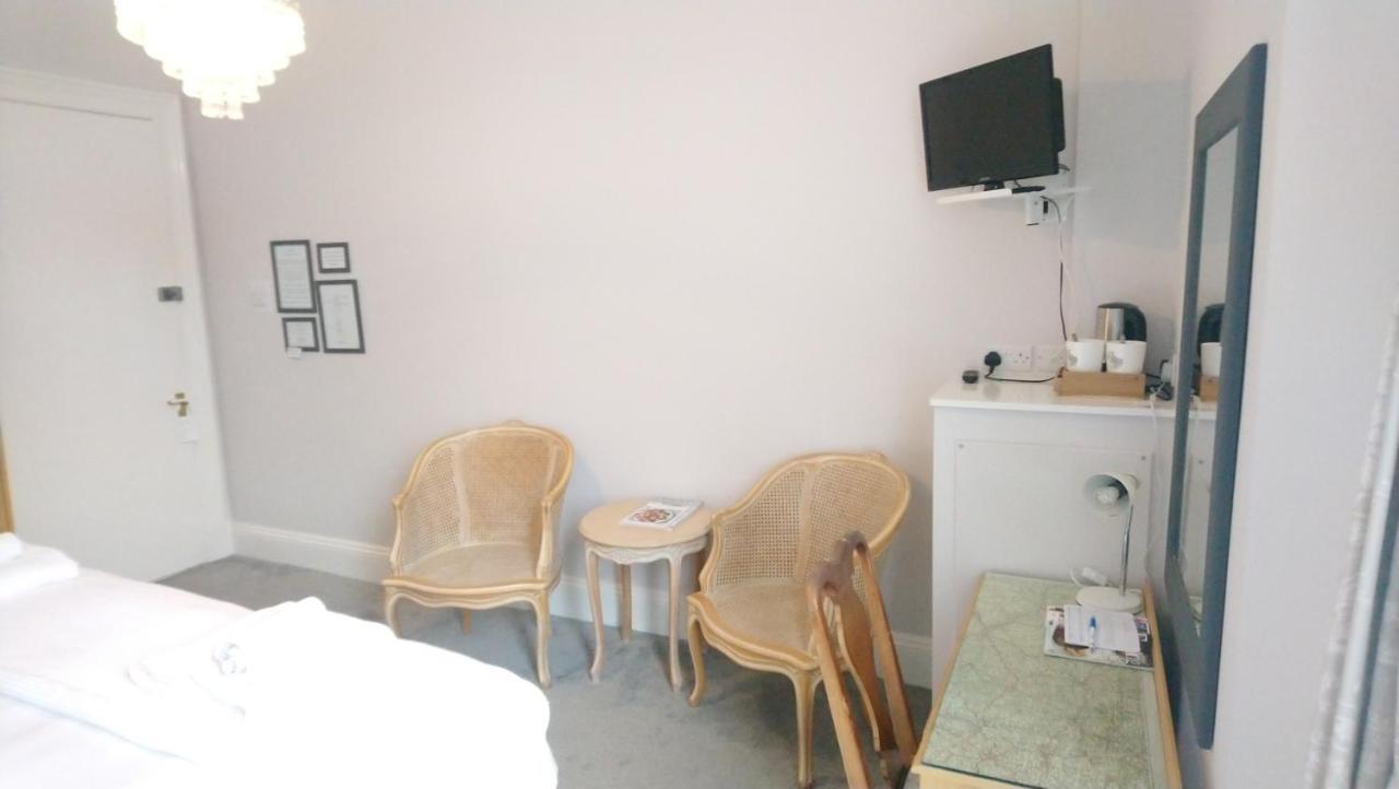 Maison d'hôtes Heathcliff House Exclusively For Adults Free Large Carpark